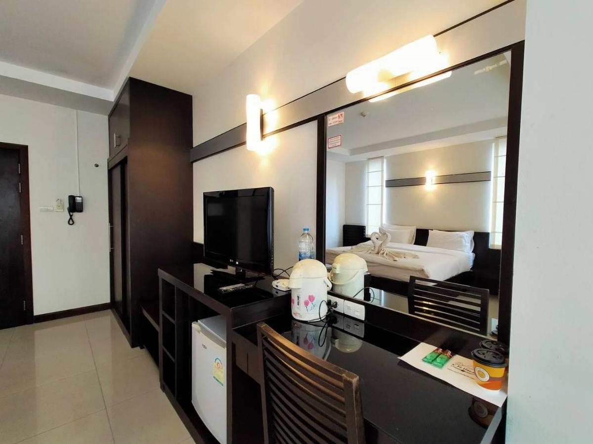 K.M. House Hotel Krabi town Buitenkant foto