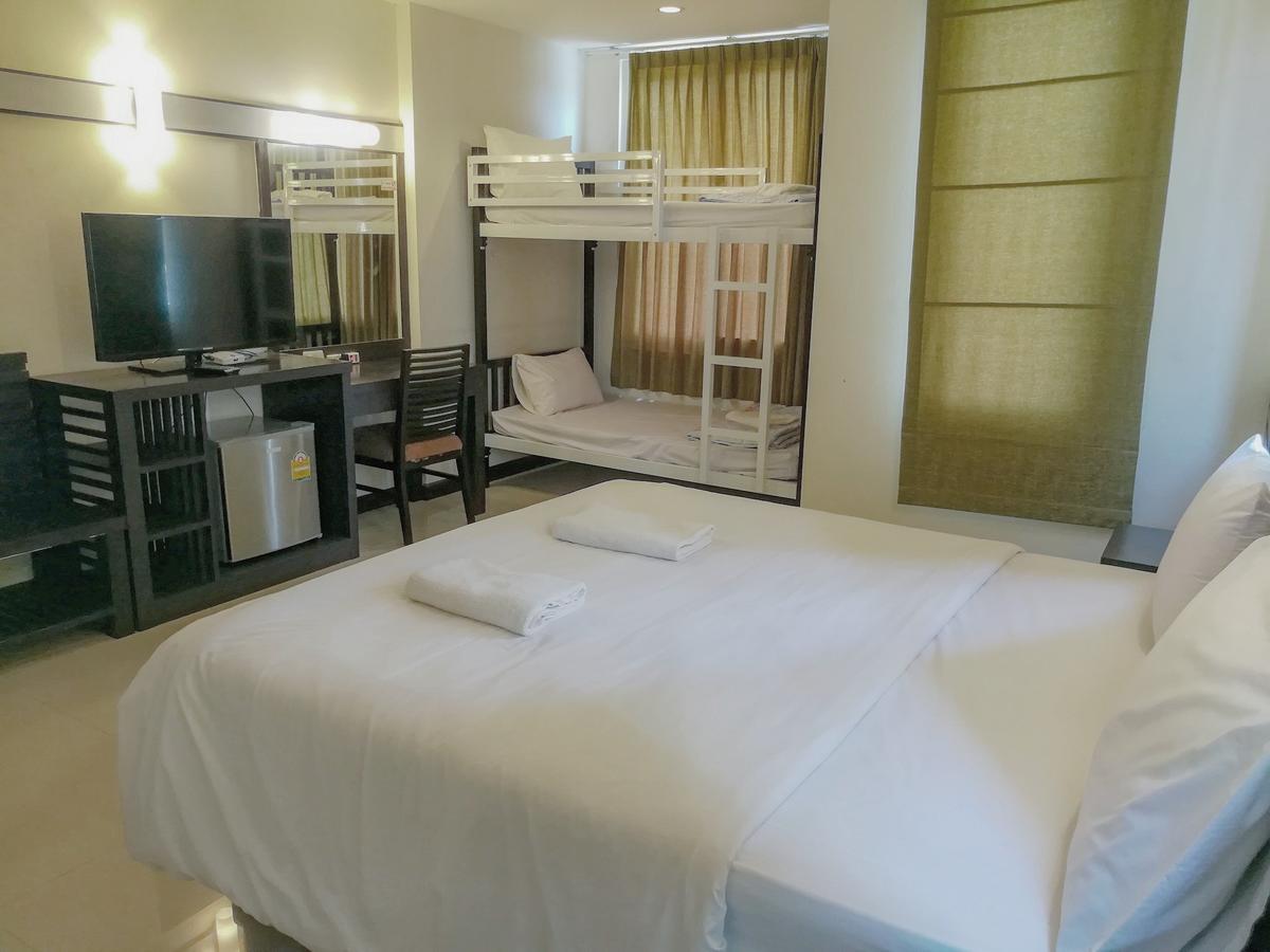 K.M. House Hotel Krabi town Buitenkant foto
