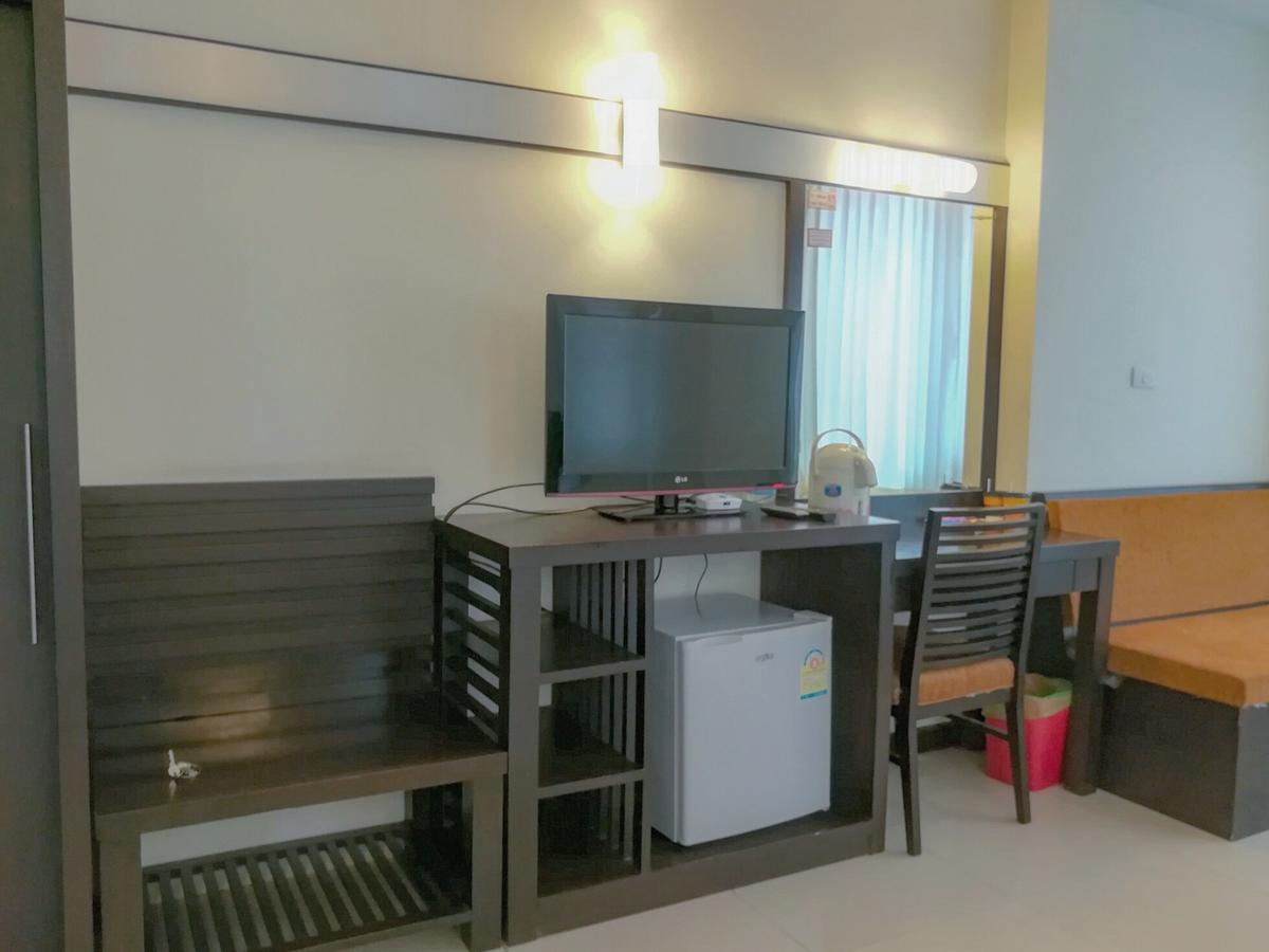 K.M. House Hotel Krabi town Buitenkant foto
