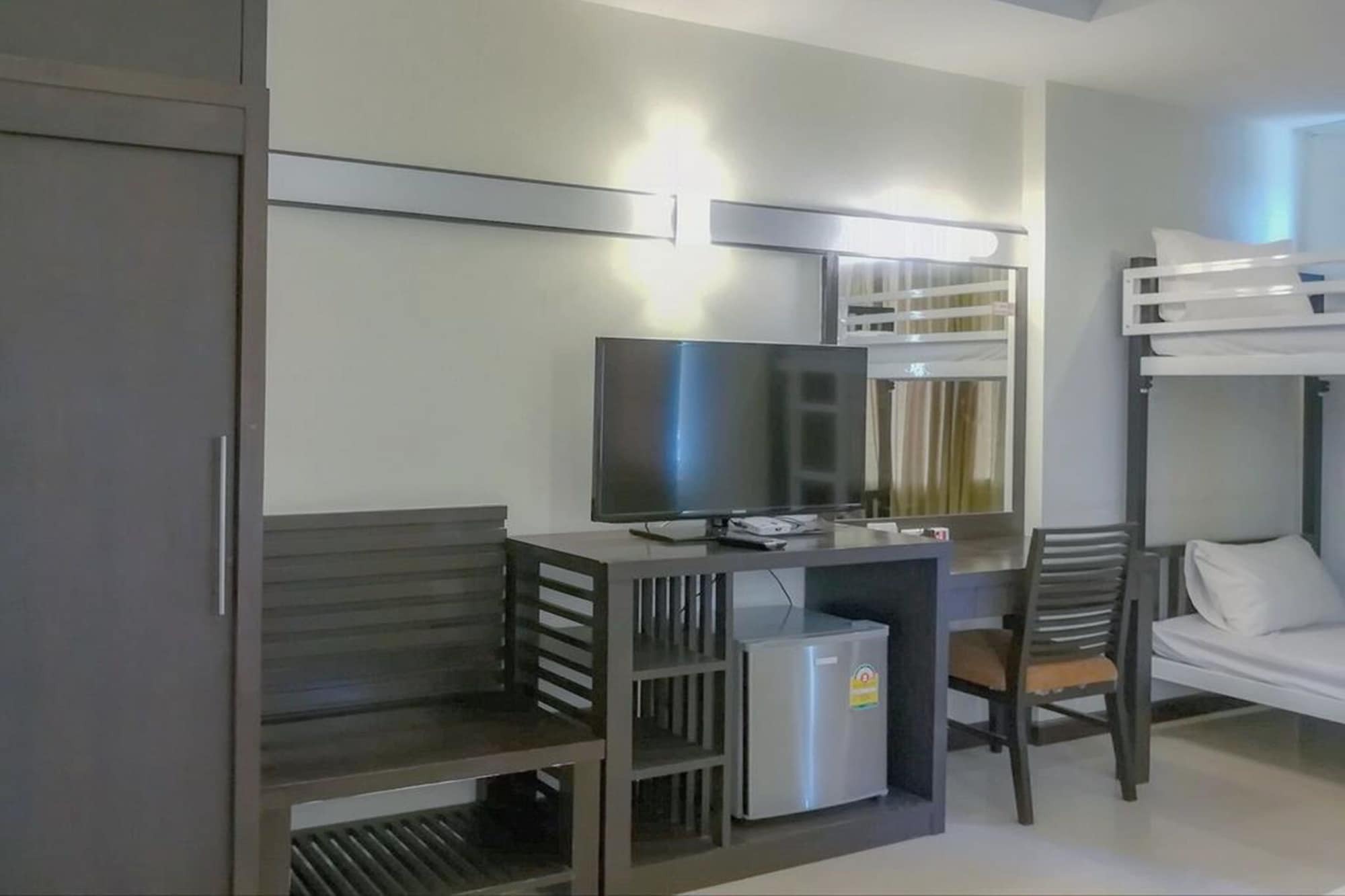 K.M. House Hotel Krabi town Buitenkant foto