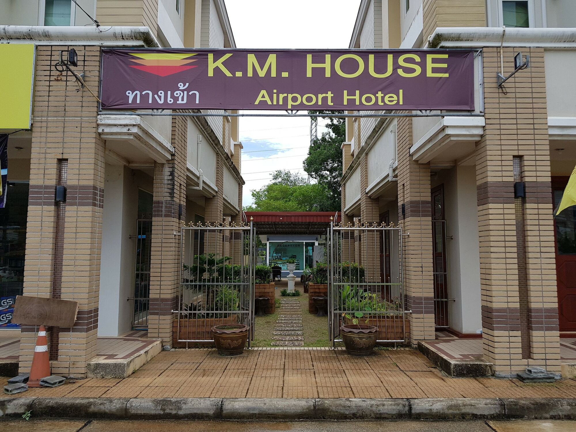 K.M. House Hotel Krabi town Buitenkant foto